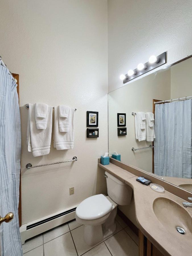 Cozy Cabin Suite Bed And Breakfast Woodland Park Esterno foto